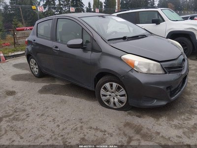 JTDKTUD33CD****** 2012 Toyota Yaris