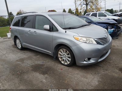 5TDDK3DC2BS****** 2011 Toyota Sienna
