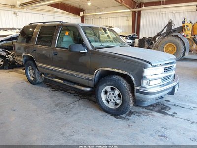 1GNEK13R1XJ****** 1999 Chevrolet Tahoe