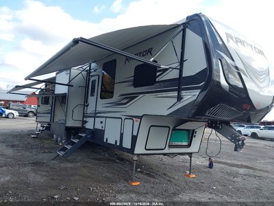 4YDF42133JR****** 2018 Keystone Raptor