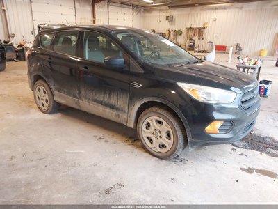 1FMCU0F72HU****** 2017 Ford Escape