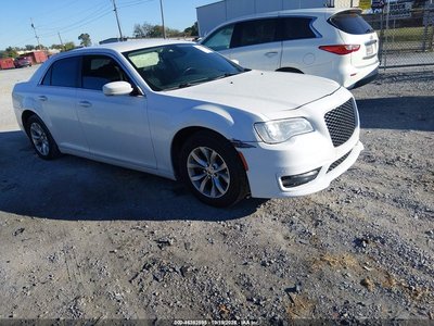 2C3CCAAG7FH****** 2015 Chrysler 300