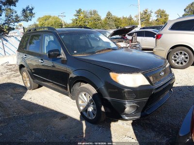 JF2SHBFC2BH****** 2011 Subaru Forester