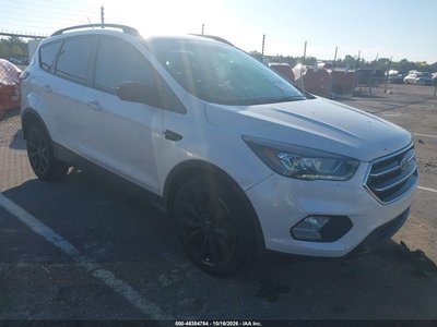 1FMCU0GD7KU****** 2019 Ford Escape