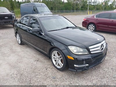 WDDGF4HB4DA****** 2013 Mercedes-Benz C-Class