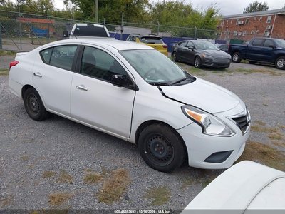 3N1CN7AP7KL****** 2019 Nissan Versa