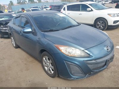 JM1BL1VG8B1****** 2011 Mazda 3