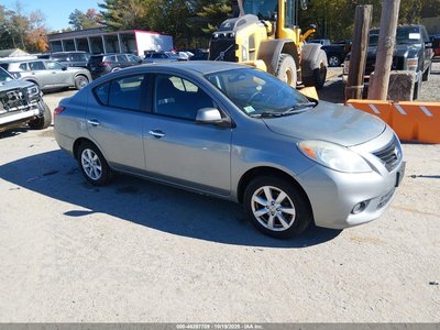 3N1CN7AP3CL****** 2012 Nissan Versa