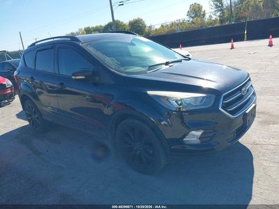 1FMCU9J99HU****** 2017 Ford Escape
