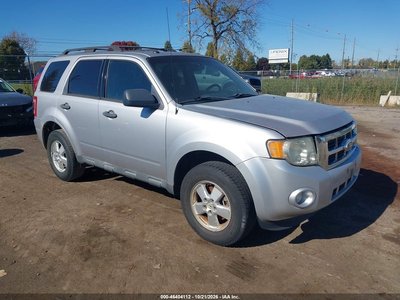 1FMCU0D77AK****** 2010 Ford Escape