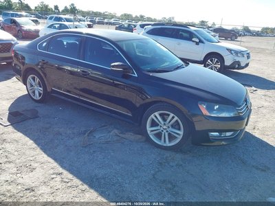 1VWCV7A3XFC****** 2015 Volkswagen Passat