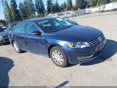 1VWAT7A3XFC****** 2015 Volkswagen Passat