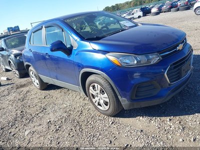 3GNCJKSB3HL****** 2017 Chevrolet Trax