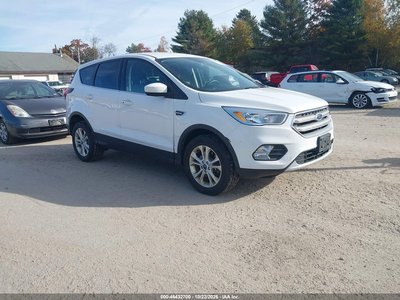 1FMCU9GD1KU****** 2019 Ford Escape